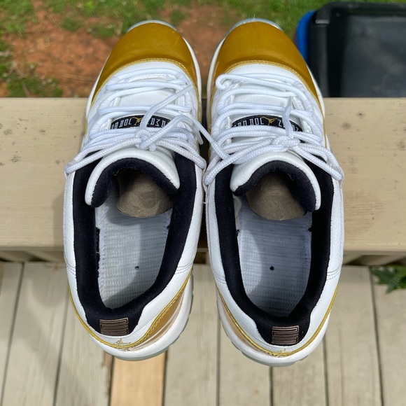 Jordan 11 Closing Ceremony Low - Picture 4 of 5